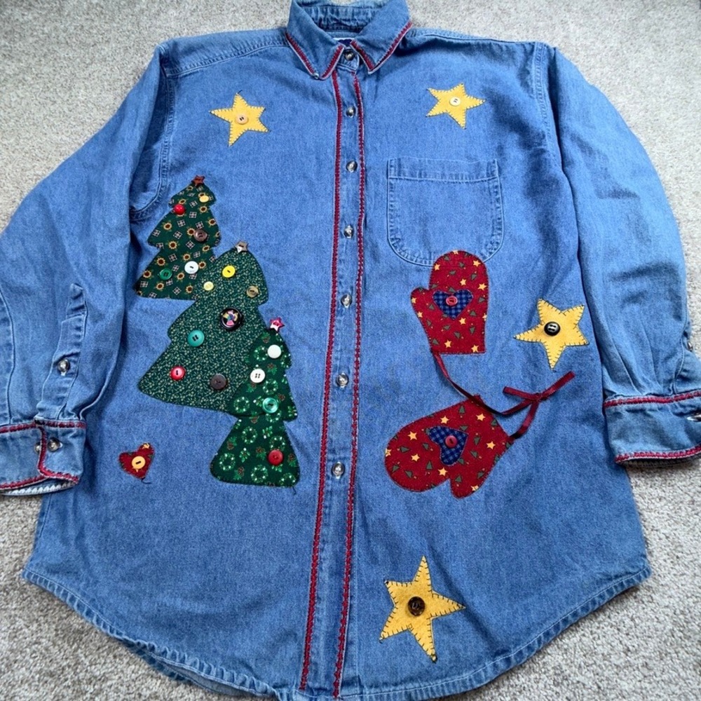 Blue Diamond Virginia Beach Womens Medium Denim Christmas Patchwork Button Shirt